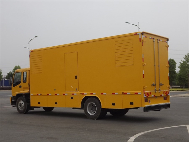 阆中发电车出租- 柴油发电机油箱怎么清洗