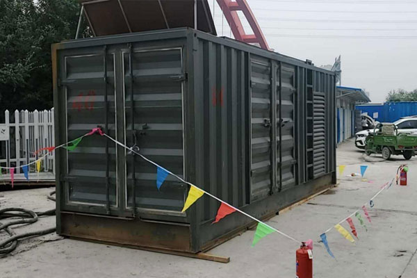 阆中发电机租赁空气滤清器多久更换一次？