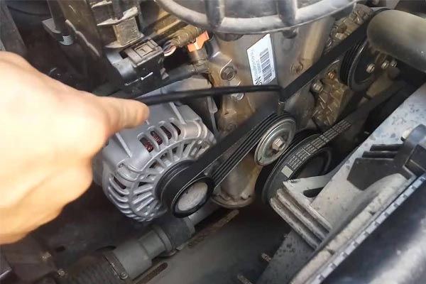 阆中转速传感器的工作原理是什么？