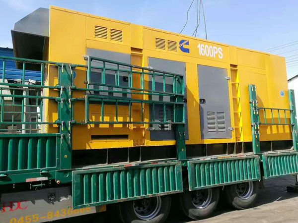 阆中测量水冷式机油散热器密封件尺寸时的注意事项有哪些？